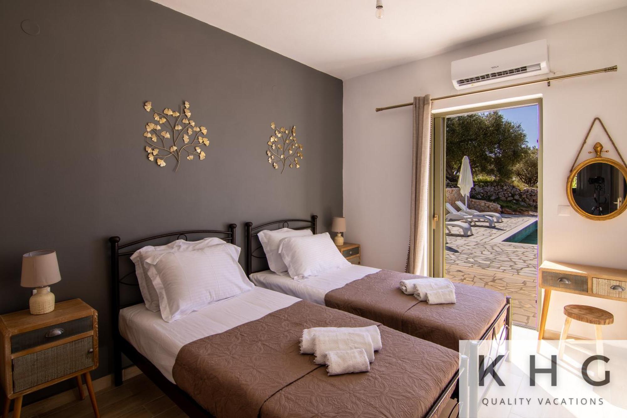 Skoumas Villa Surrounded By Olive Trees! Vlachata Екстериор снимка